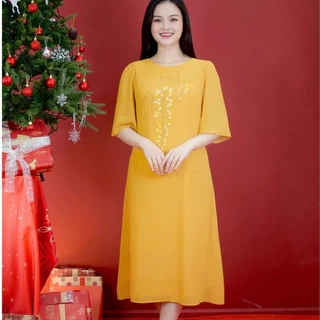 Đầm suông Trung Niên Cho Mẹ - Cổ tròn thêu hoa tay lỡ - Màu Đỏ đô - TTV Store thời trang nữ TTV1807
