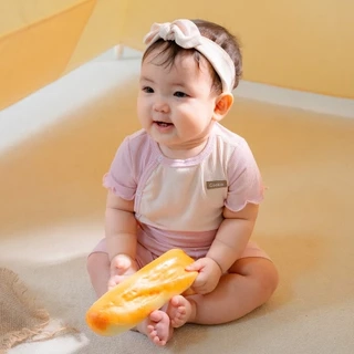 Bộ Sơ Sinh Cho Bé Gái COOKIE Vạt Sóng Cuốn Bèo Cho Bé Từ 0 Đến 9 Tháng 2025