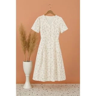 Váy hoa nhí dáng xòe tay ngắn cổ V V2025281 – Đầm hoa vintage công sở nữ