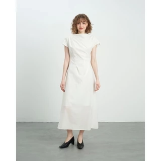 Đầm đen đi tiệc CHARMAINE tay cánh tiên nhẹ nhàng, thiết kế xếp nếp tinh tế dọc thân trên KHÂU BY CQ