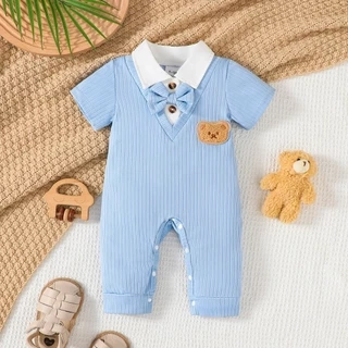 Bộ đồ liền thân 2 trong 1 mùa hè Dapper cho bé trai 1-18 tháng: Họa tiết gân tay ngắn với họa tiết thêu gấu hoạt hình – Đóng cửa Snaps & Phong cách Gent đáng yêu