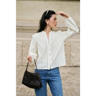 Áo cổ tàu mở V MONO TALK tay xếp bồng, chất liệu cotton thêu MOF25S-T20001TK