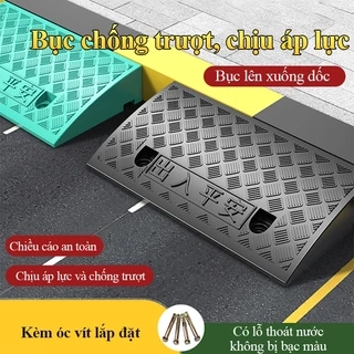 Dốc bục lên xuống xe hơi MYT chất liệu nhựa đệm cao su hình tam giác chịu lực siêu bền dành cho xe máy ô tô