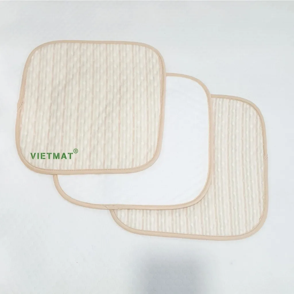 Ảnh 3 tấm lót chống thấm cho bé Vietmat kích thước 30x30cm lót mông mềm êm, siêu hút nước 4