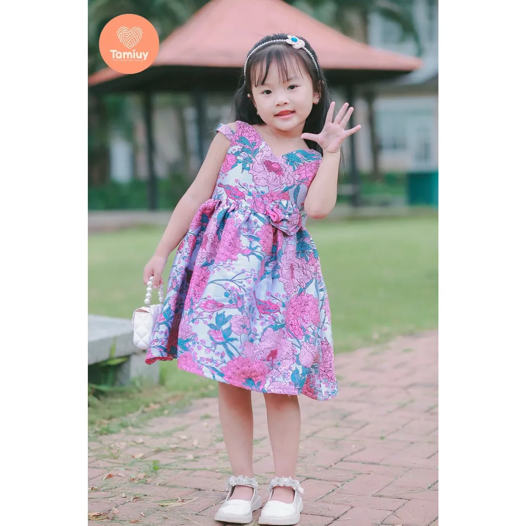 Ảnh Đầm Xòe Vải Gấm Hoạ Tiết Bông Tamiuy Dành Cho Bé Gái (10-40kg) 3