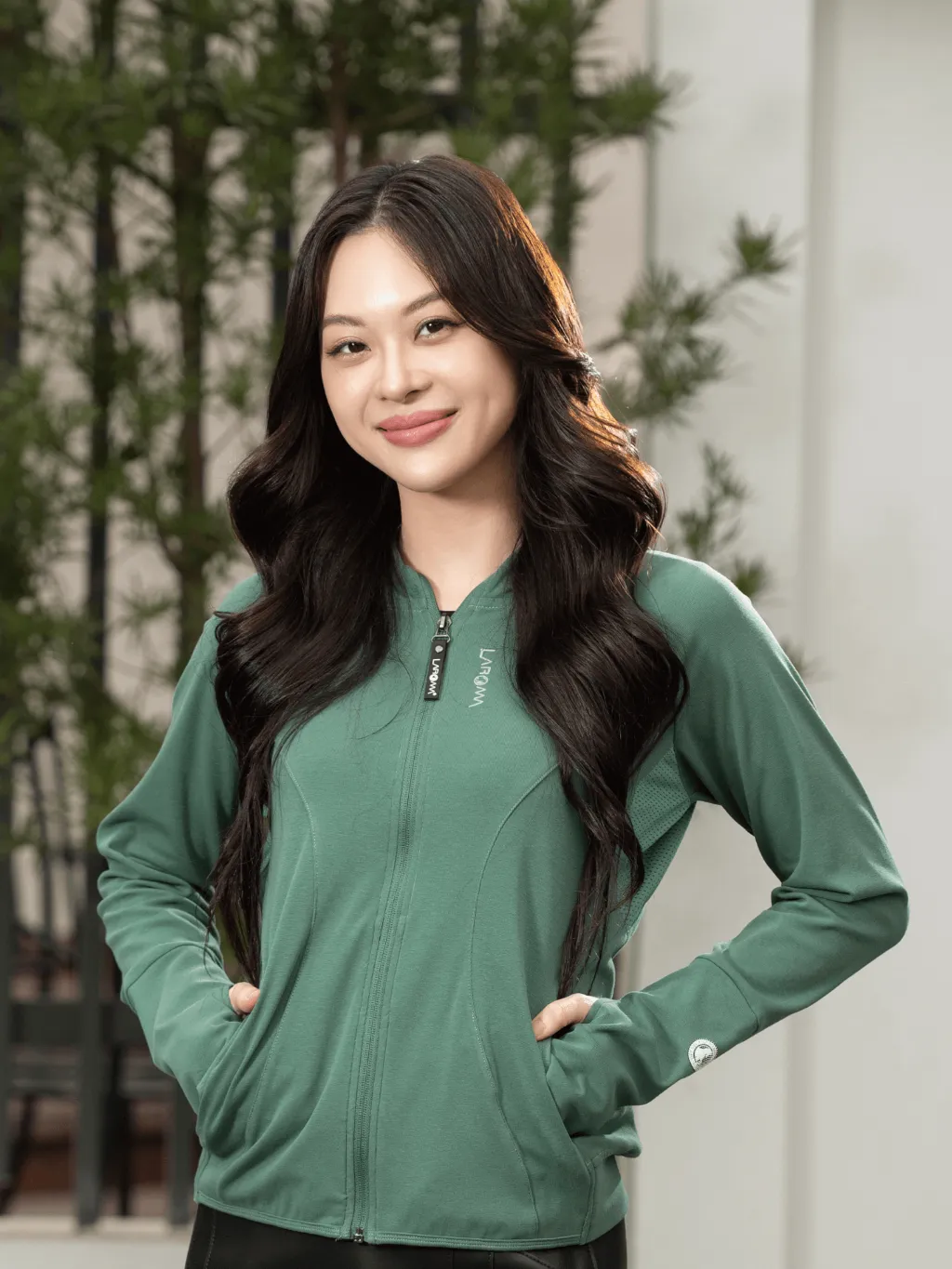 Ảnh Áo Chống Nắng Nữ Cotton Laroma| UPF50+ | Vải Thơm | Làm Mát | Thời Trang | Đa Dụng 3
