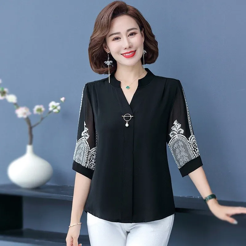 Ảnh Áo Kiểu Trung Niên MAI THY, Mẫu Sơ Mi Nữ Bigsize Cho Mẹ Trung Tuổi Sang Trọng Trang Nhã | Thời Trang Trung Niên U50 3