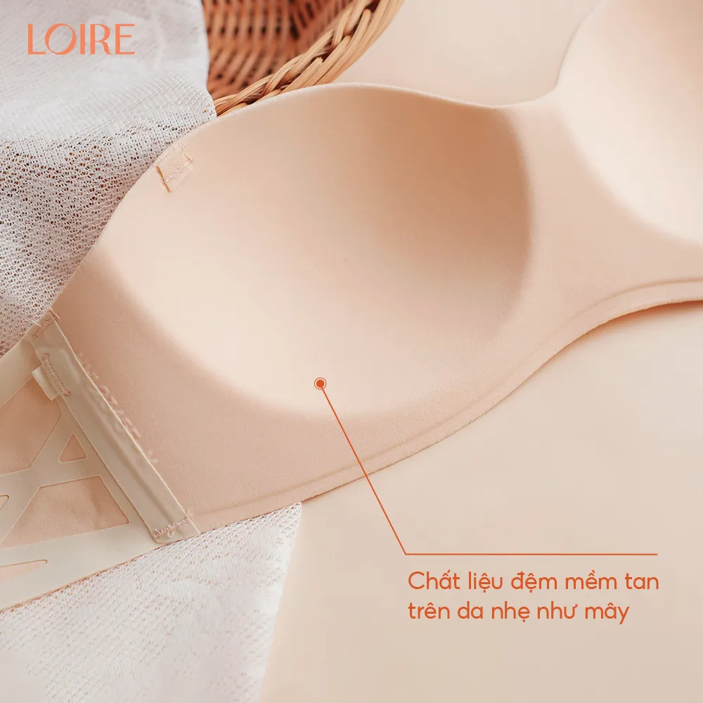 Ảnh Áo Ngực Su Áo Quây Không Gọng Đệm Mỏng Ôm Ngực Tự Nhiên Loirechic AL250307 3