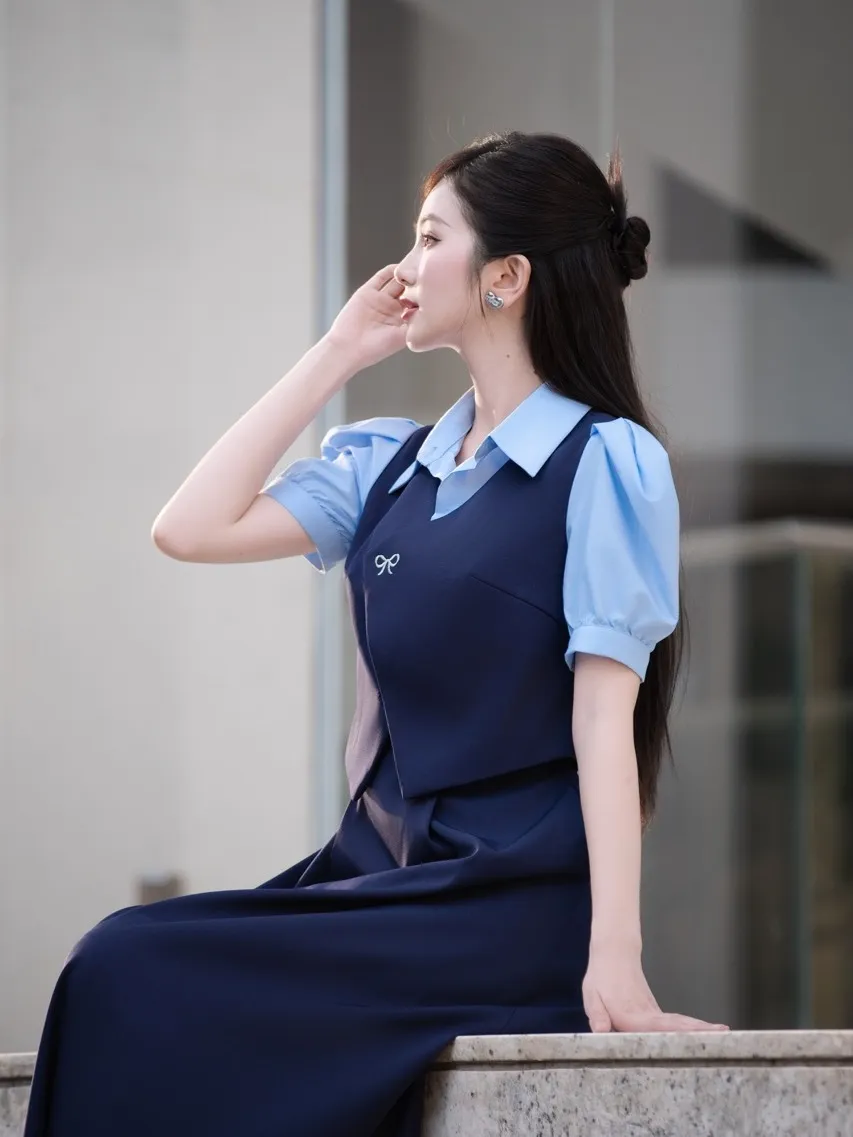 Ảnh Áo nữ dáng phối yếm màu xanh ngắn tay vạt chéo thêu nơ cổ sơ mi YAME YA431 3