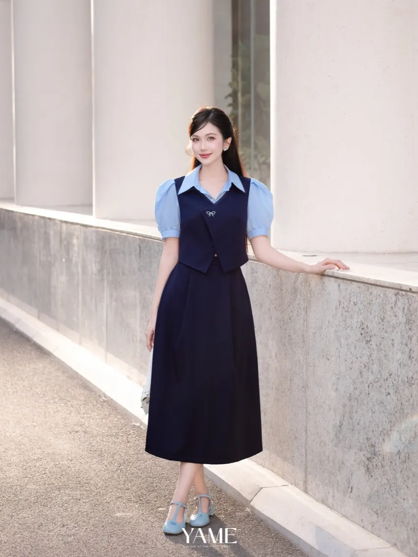 Ảnh Áo nữ dáng phối yếm màu xanh ngắn tay vạt chéo thêu nơ cổ sơ mi YAME YA431 4
