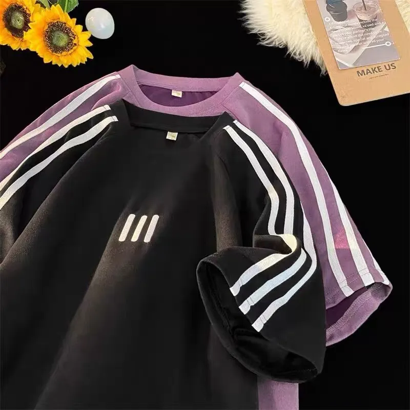 Ảnh Áo Phông Form Rộng thêu 3 sọc trước ngực  Áo Thun Tay Lỡ Nam Nữ  Form Rộng Unisex Cotton khô thoáng mát thấm hút mồ hôi 4