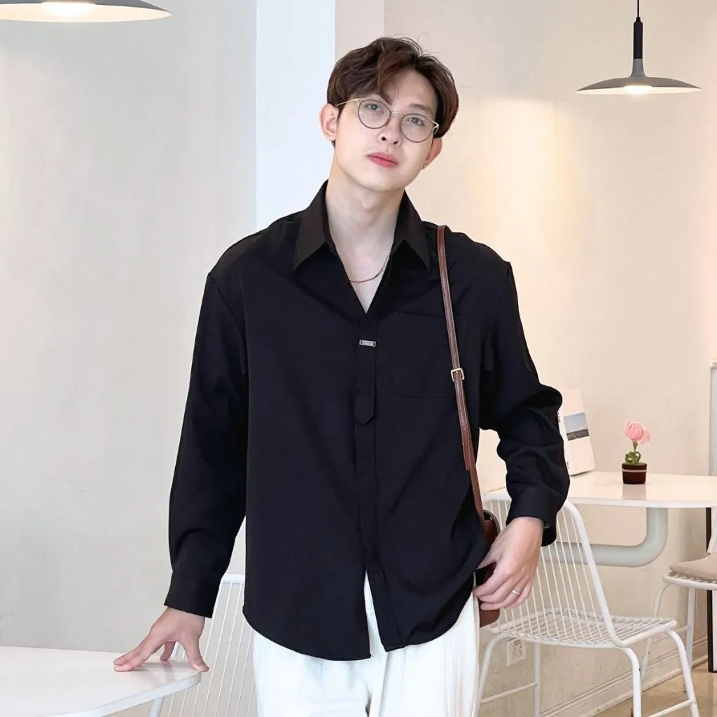 Ảnh Áo Sơ Mi Dài Tay Hai Màu Trắng Đen MANDO Thêm Phụ Kiện Trước Áo Thiết Kế Dáng Đứng Chất Liệu Vải Chéo Hàn Mêm Mịn SHT032 4