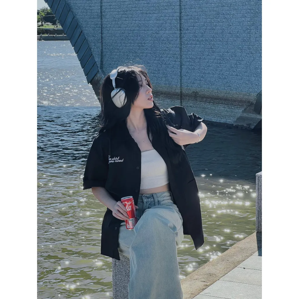 Ảnh Áo Sơ Mi Kaki Basic Màu Đen Chi tiết Thêu - Brand TSUN Chính Hãng Oversize Shirt - UNISEX 2