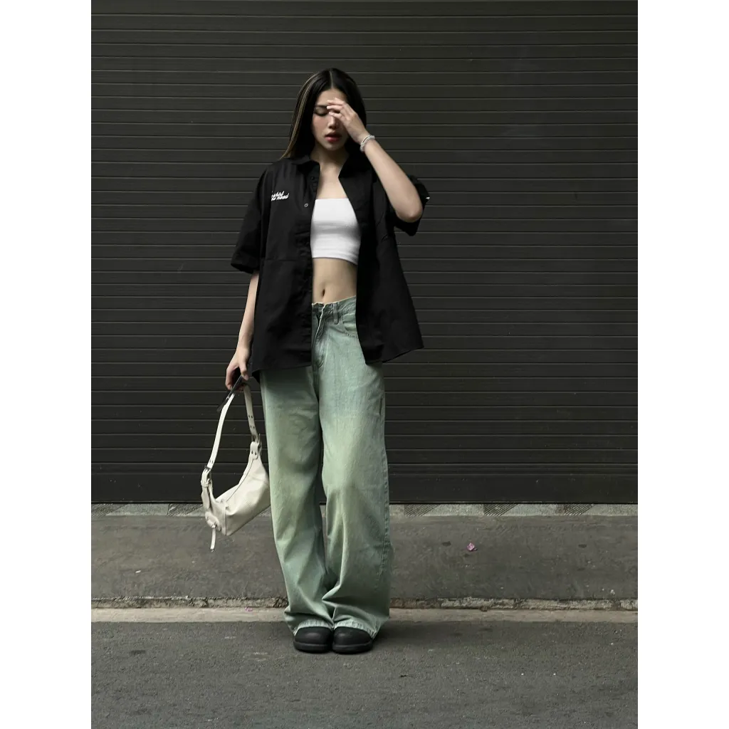 Ảnh Áo Sơ Mi Kaki Basic Màu Đen Chi tiết Thêu - Brand TSUN Chính Hãng Oversize Shirt - UNISEX 4
