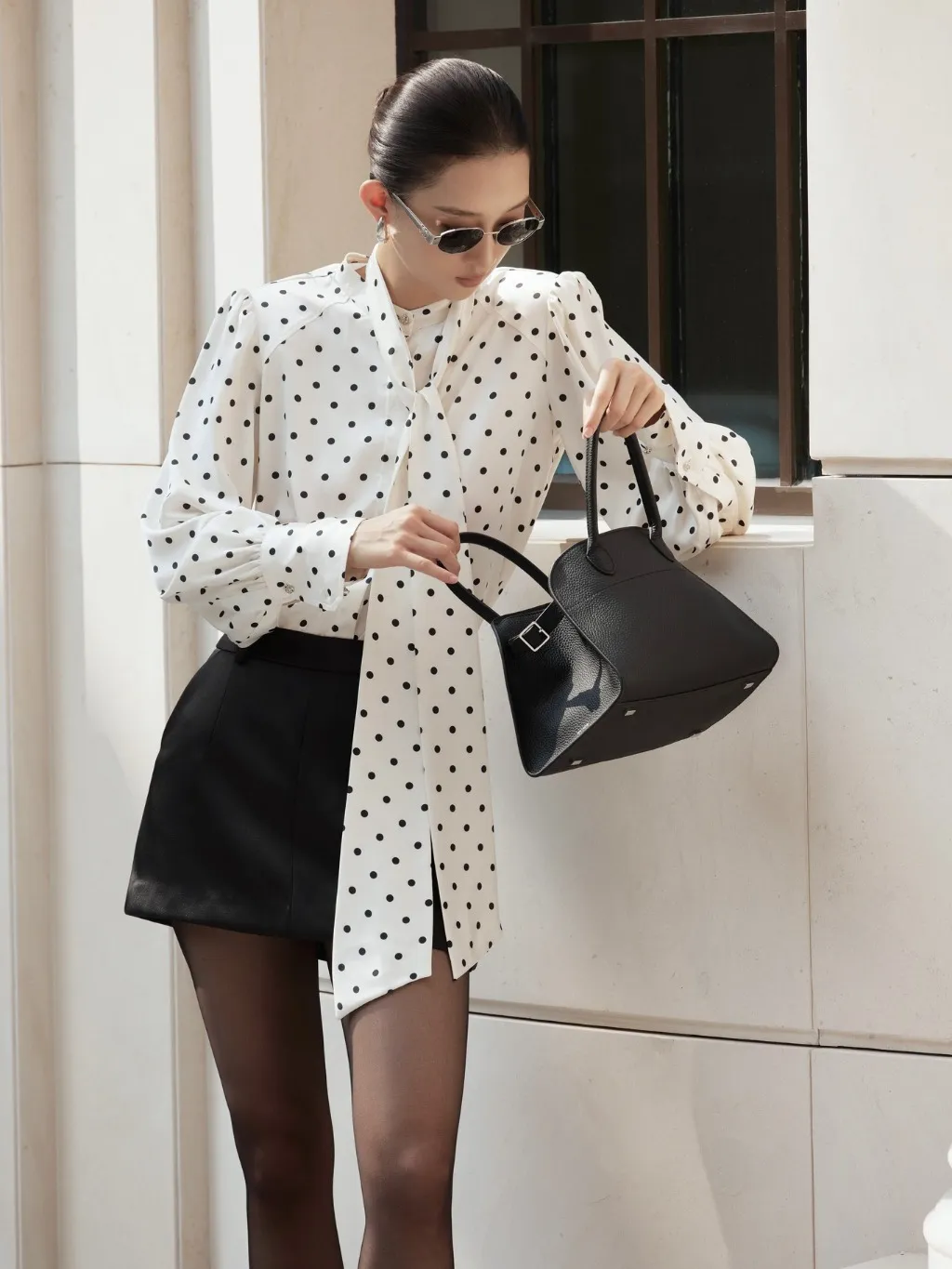 Ảnh Áo sơ mi lụa Vivienne Blouse HUONG BOUTIQUE HBSM1153 1