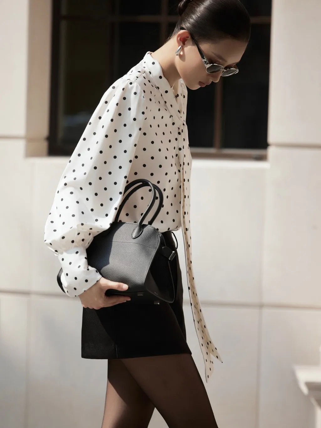 Ảnh Áo sơ mi lụa Vivienne Blouse HUONG BOUTIQUE HBSM1153 4