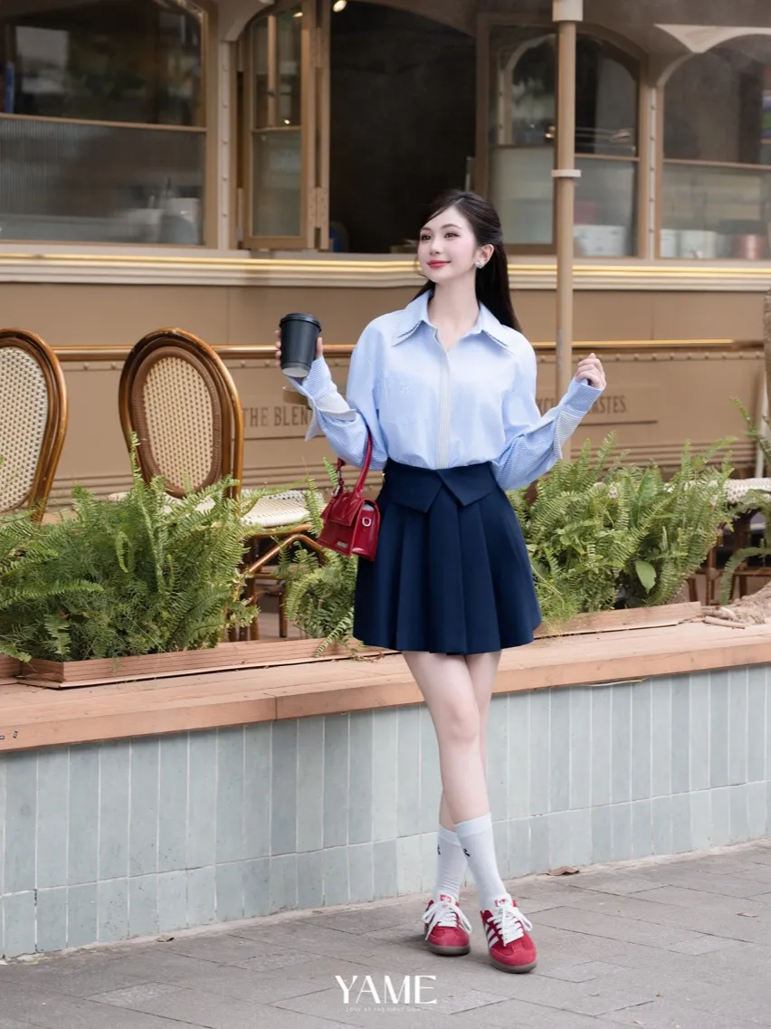 Ảnh Áo sơ mi nữ kẻ xanh trắng dài tay cổ đúp túi ngực thêu nơ YAME YA434 4
