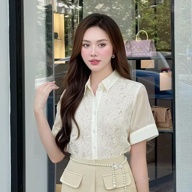 Ảnh Áo Sơ Mi Nữ LAMER Tay Ngắn Phối Ren Cổ Đức Áo Kiểu Công Sở Nữ L61H24H035 4