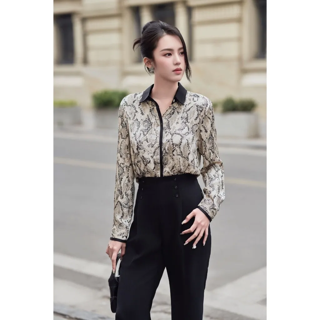 Ảnh Áo Sơ Mi Nữ Lụa Họa Tiết Phối Cổ LAMER nữ tính, sang trọng L61H25Q006 2