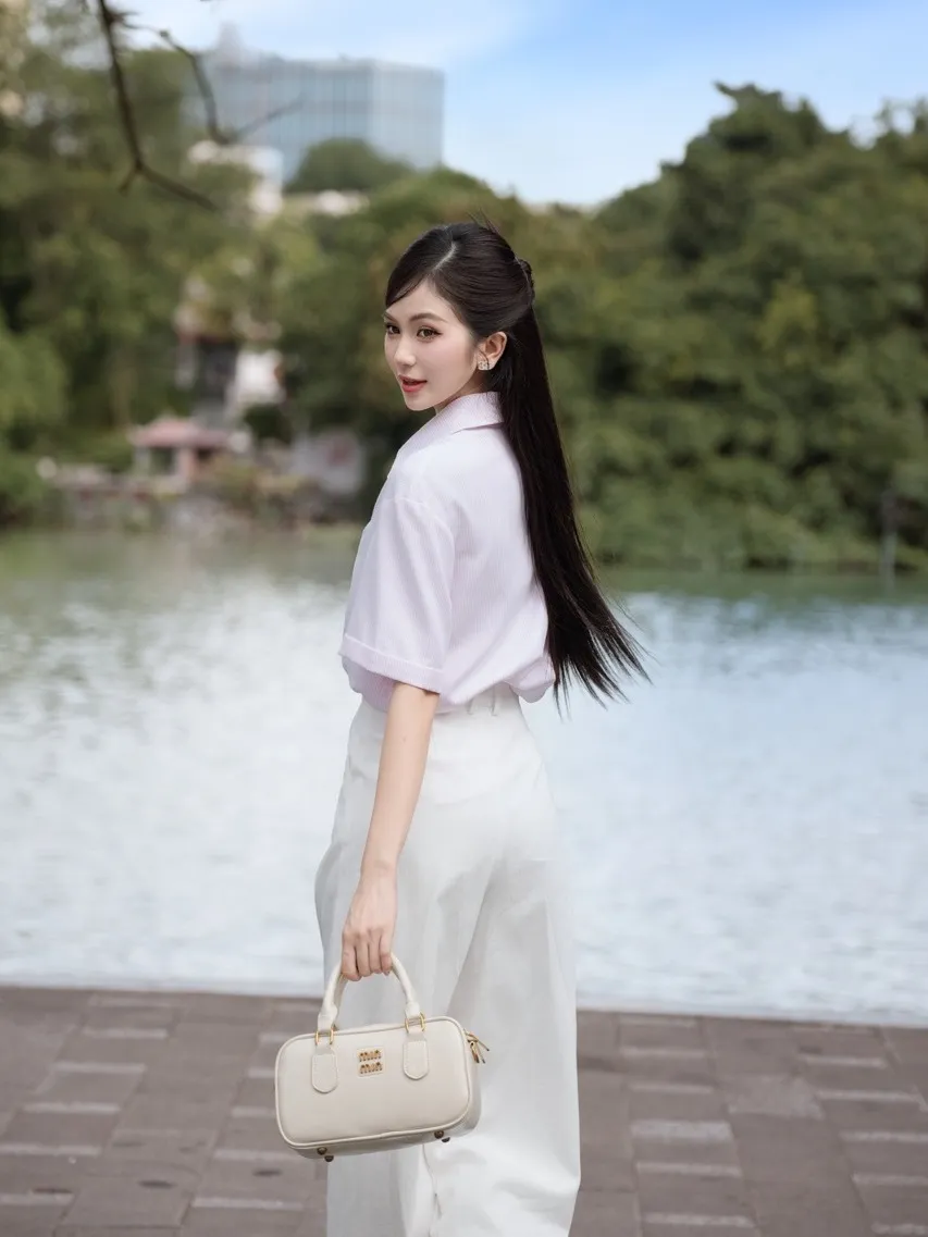 Ảnh Áo sơ mi nữ ngắn tay kẻ sọc hồng pastel thêu nơ vải mềm mịn không nhăn YAME YA436 3