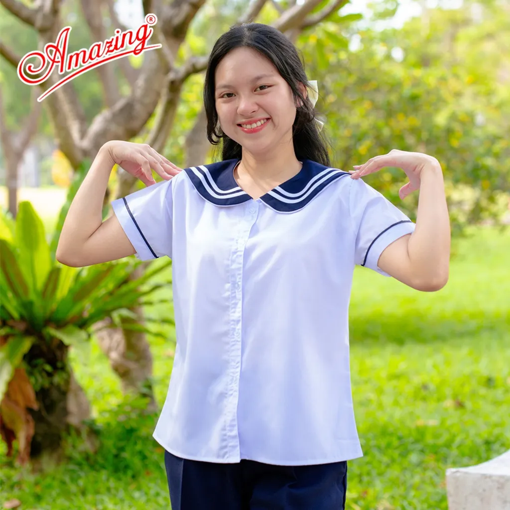 Ảnh Áo sơ mi trắng cổ lá sen viền xanh cao cấp cho bé gái đến trường, big size từ 26kg đến 70kg 1