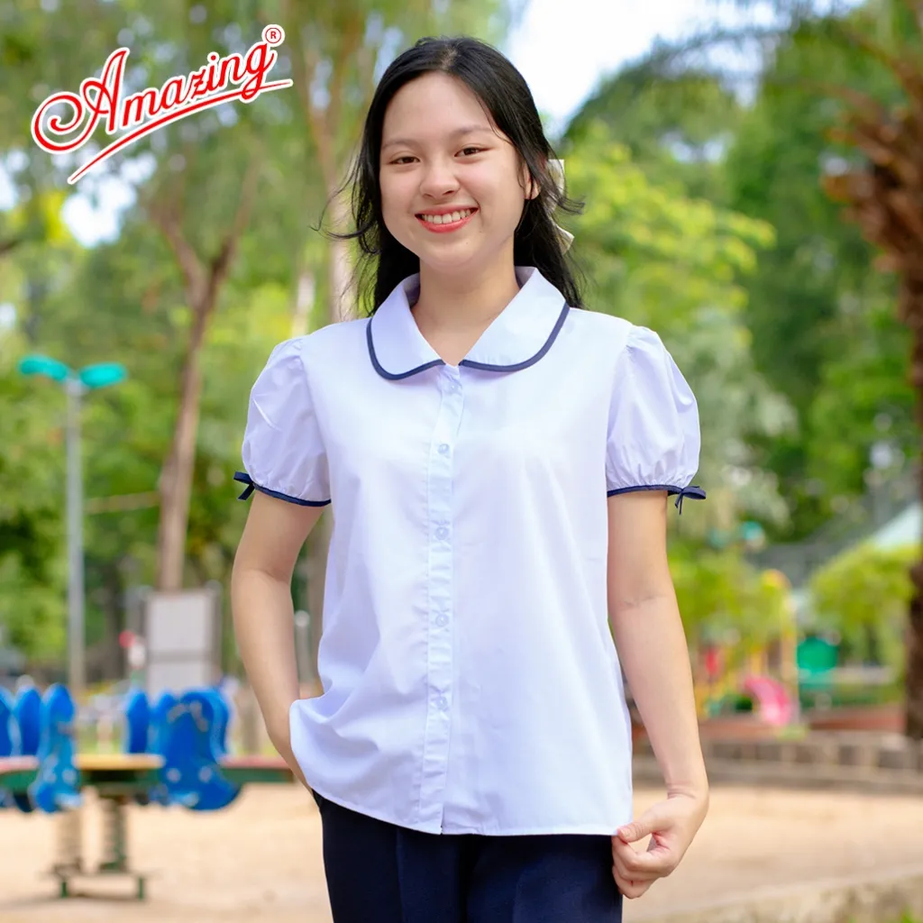 Ảnh Áo sơ mi trắng cổ lá sen viền xanh cao cấp cho bé gái đến trường, big size từ 26kg đến 70kg 3