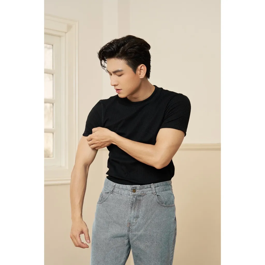 Ảnh Áo Thun Nam Cổ Tròn Tay Ngắn Cotton Gân Form Body Thương HIệu MrTwins® 3