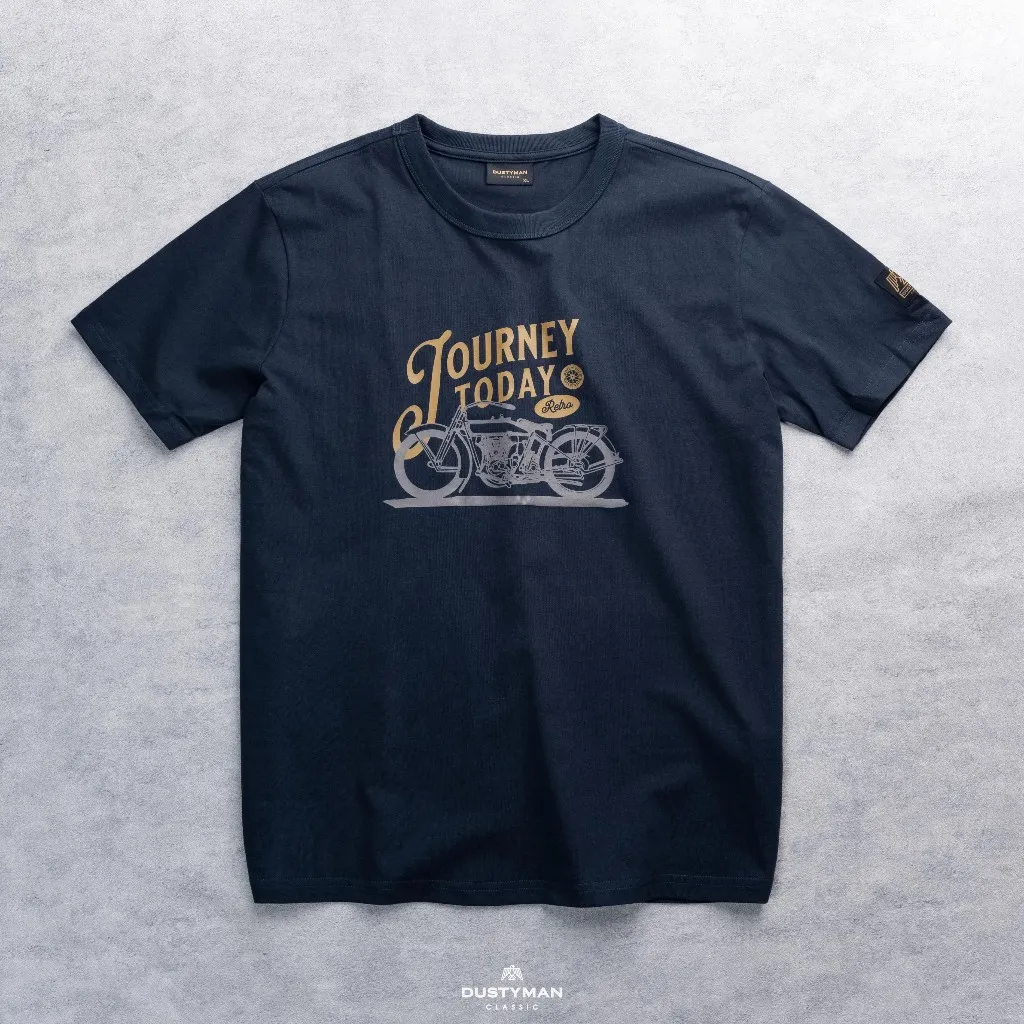 Ảnh Áo Thun Nam Journey Dustyman, Vải 100% Cotton Cao Cấp,Hình In Cổ Điển,Form Regular Fit 1