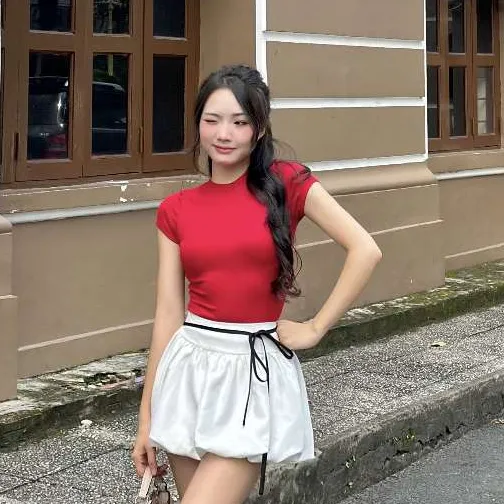 Ảnh Áo thun nữ cổ tròn VMSTYLE, Áo kiểu nữ form ôm tay ngắn màu trơn đơn giản đi học, đi chơi, đi làm ATU00832 3