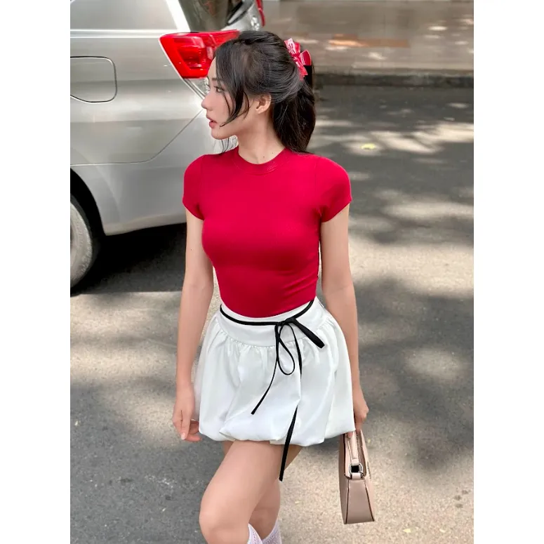 Ảnh Áo thun nữ cổ tròn VMSTYLE, Áo kiểu nữ form ôm tay ngắn màu trơn đơn giản đi học, đi chơi, đi làm ATU00832 4