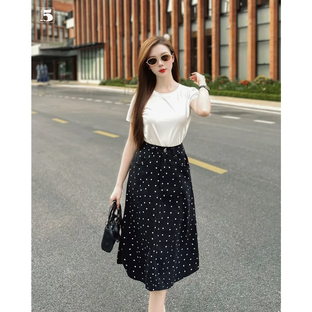 Ảnh Áo thun nữ trơn nhiều màu tay ngắn, dáng ôm vải mềm co dãn nhẹ Twentyfive TL14 3
