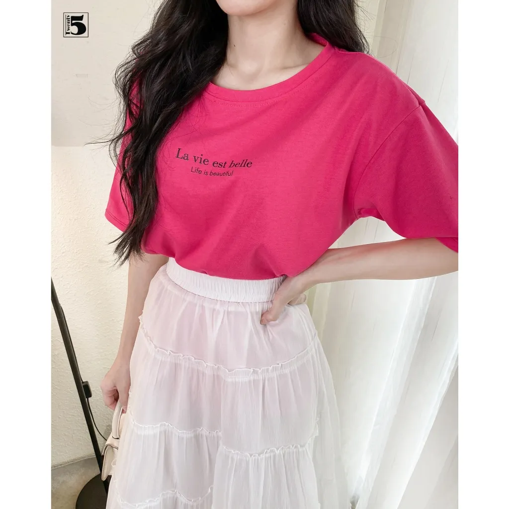 Ảnh Áo thun nữ Twentyfive dáng rộng ngắn tay, cổ tròn họa tiết in chữ La vie est belle TL13 4
