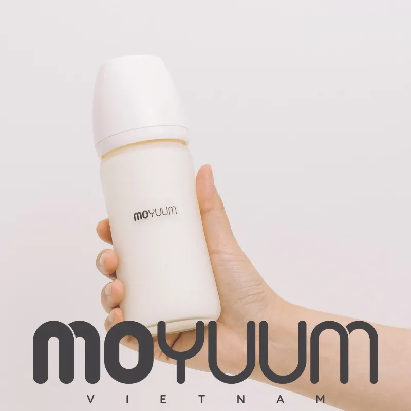 Ảnh Bình sữa Thủy tinh tráng silicon Moyuum - Mẫu trơn - 240ml - Kèm núm 2 2