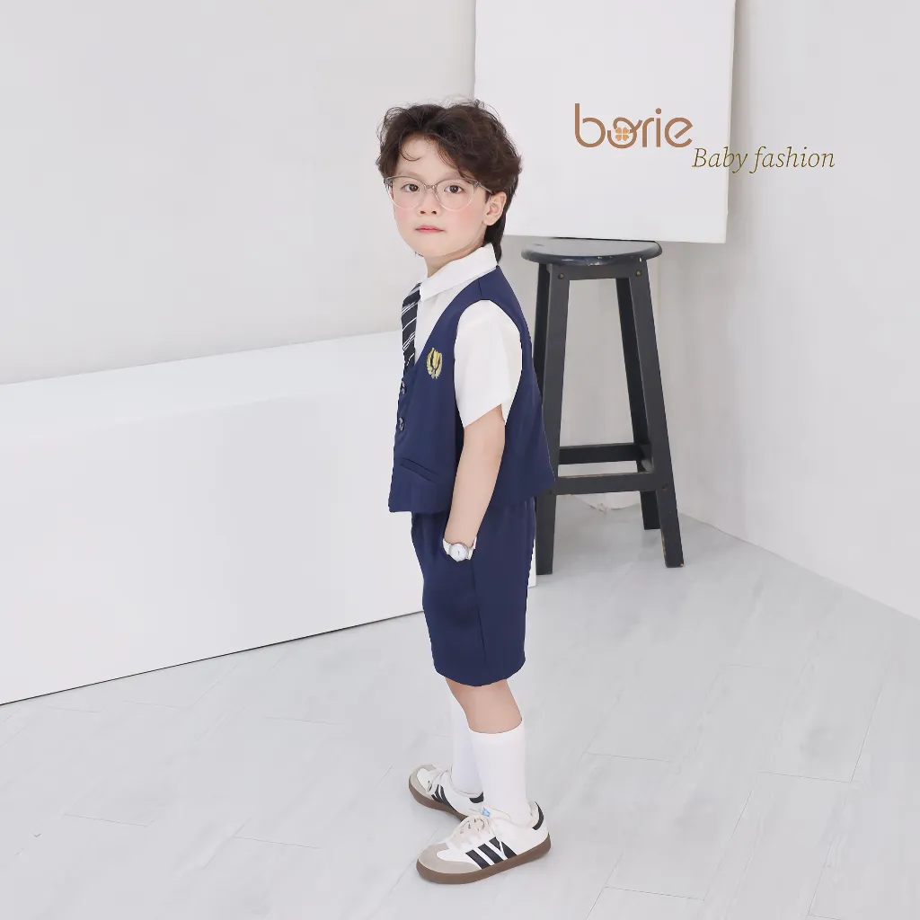 Ảnh Bộ gilê 4 chi tiết cho bé trai Borie chất liệu chéo hàn mềm mịn mướt, cùng áo sơ mi phối cavat kẻ in logo xịn xò A025 2