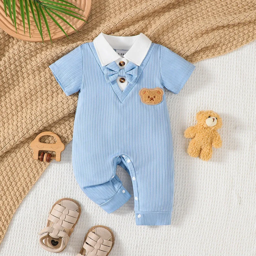 Ảnh Bộ đồ liền thân 2 trong 1 mùa hè Dapper cho bé trai 1-18 tháng: Họa tiết gân tay ngắn với họa tiết thêu gấu hoạt hình – Đóng cửa Snaps & Phong cách Gent đáng yêu 3