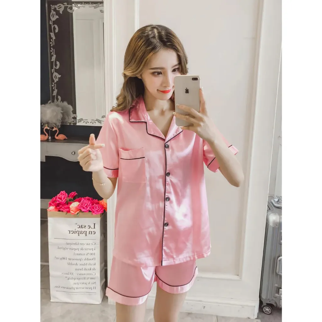 Ảnh Bộ pyjama mặc nhà nữ 4LOVA set đồ ngủ sang trọng mềm mại lụa satin đẹp dáng áo cộc tay quần short 4
