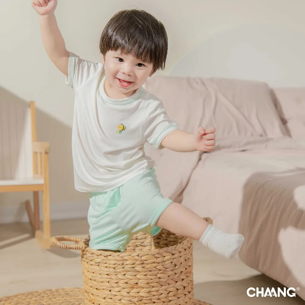 Ảnh Bộ quần áo cộc cúc vai Bloom cho bé gái và bé trai 2