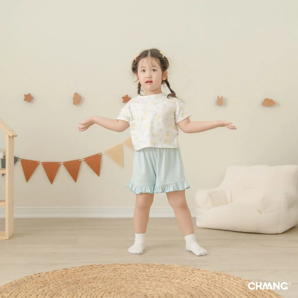Ảnh Bộ quần áo cộc tay cổ tròn quần bèo nhún Bloom cho bé gái 3