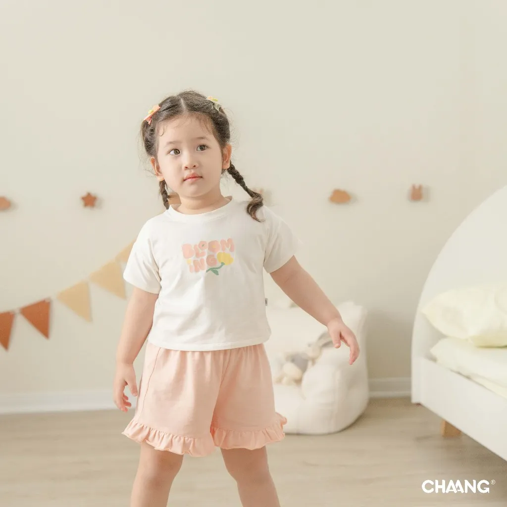Ảnh Bộ quần áo cộc tay cổ tròn quần bèo nhún Bloom cho bé gái 4