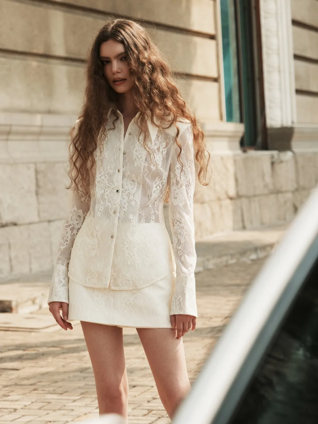 Ảnh Chân váy taffeta phủ ren Sienna Skirt HUONG BOUTIQUE HBZ538 - 2 màu trắng & nâu sữa 1