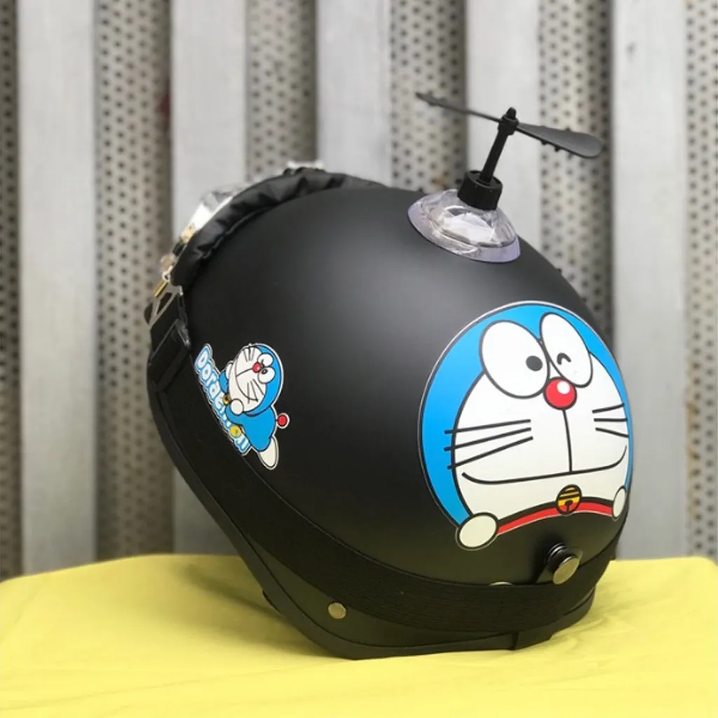 Ảnh Chong chóng Doraemon gắn mũ bảo hiểm Hpro Helmet, trang trí mũ nón siêu đẹp và độc lạ, tặng kèm keo dán siêu chắc 3