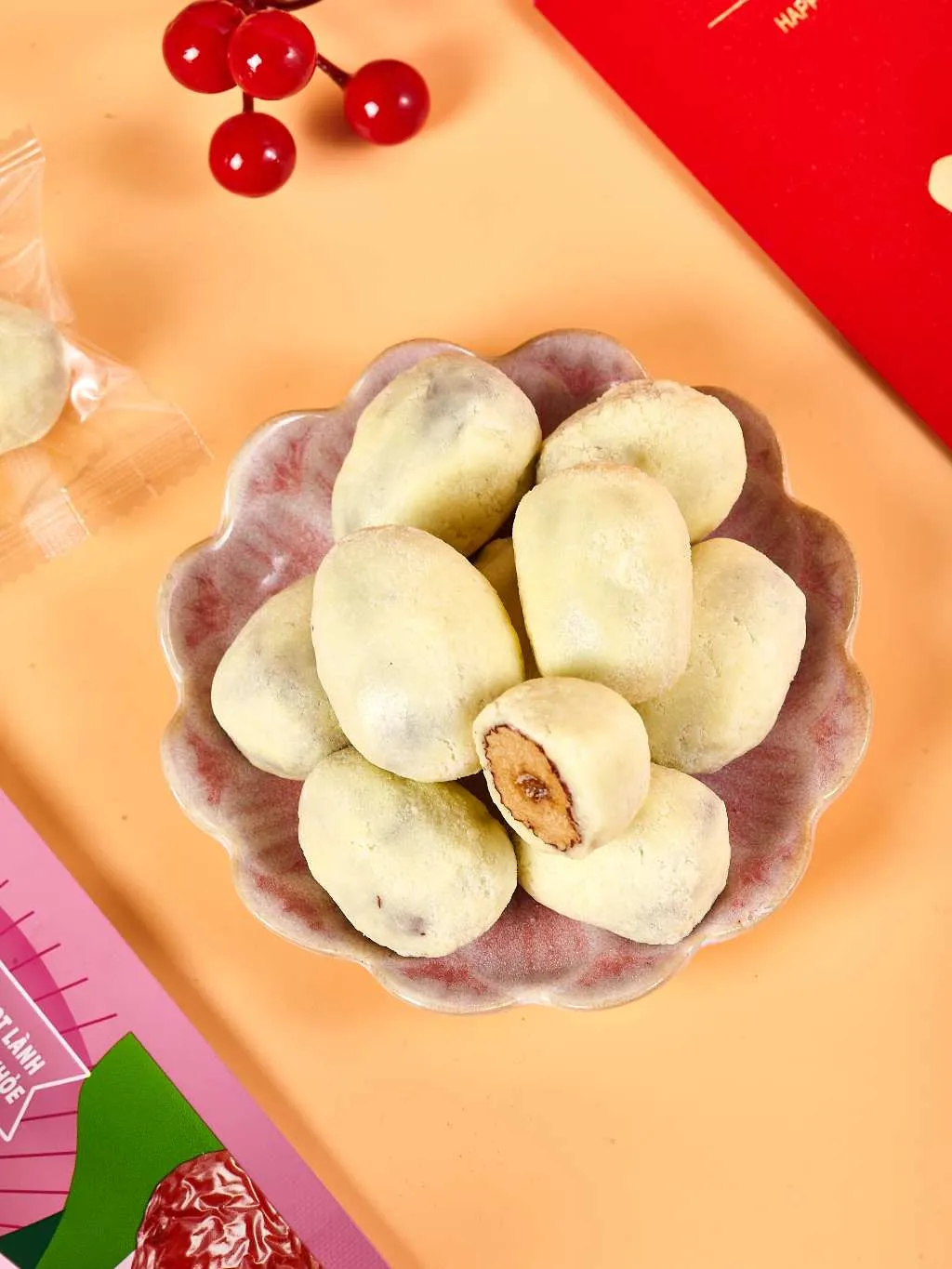 Ảnh COMBO 3 TÚI Sữa Bọc Táo Đỏ Hạt Hạnh Nhân Thượng Hạng - Táo Đỏ Tân Cương Kẹp Hạt Ngon Khó Cưỡng 1