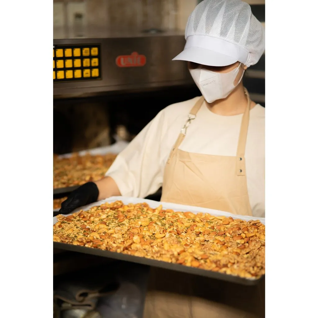 Ảnh [Combo Chuẩn Dáng] Granola Ăn Kiêng Siêu Hạt 500gr + Yến Mạch Ăn Kiêng 500gr 3