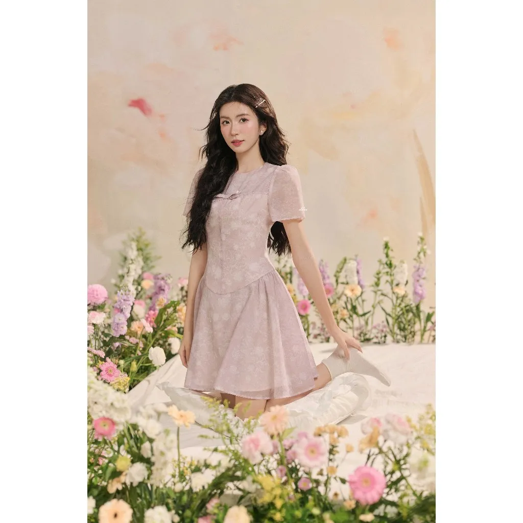 Ảnh Đầm đè dây nơ ngực, nhún sườn họa tiết 1R07.2503OG, váy tơ mềm chiết eo dáng xòe bồng nữ tính đáng yêu thiết kế bởi JM 2