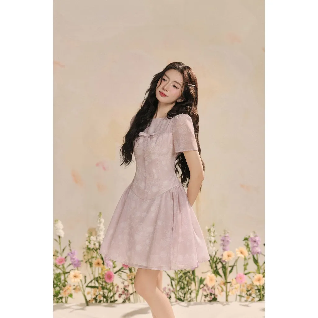 Ảnh Đầm đè dây nơ ngực, nhún sườn họa tiết 1R07.2503OG, váy tơ mềm chiết eo dáng xòe bồng nữ tính đáng yêu thiết kế bởi JM 3