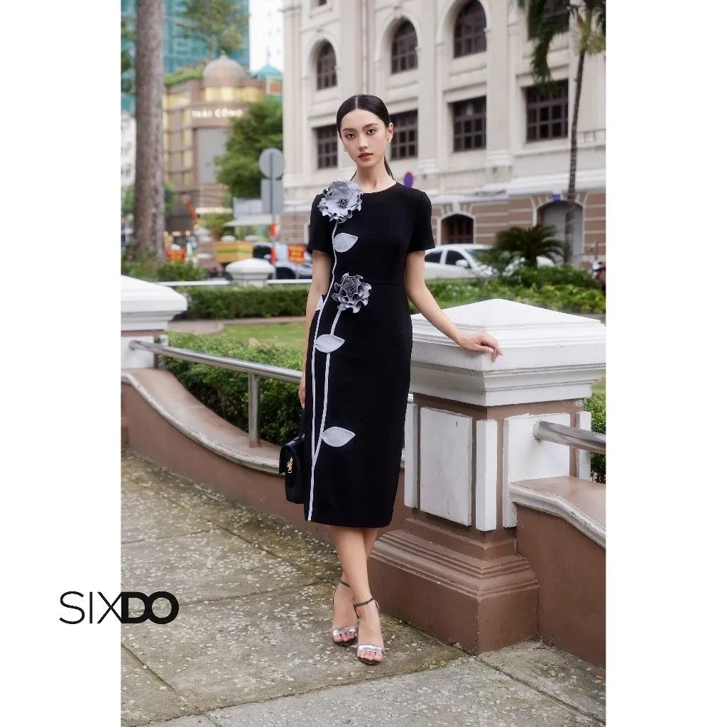 Ảnh Đầm đen ôm hoa 3D thủ công SIXDO (Black 3D Flower Woven Pencil Dress) 2