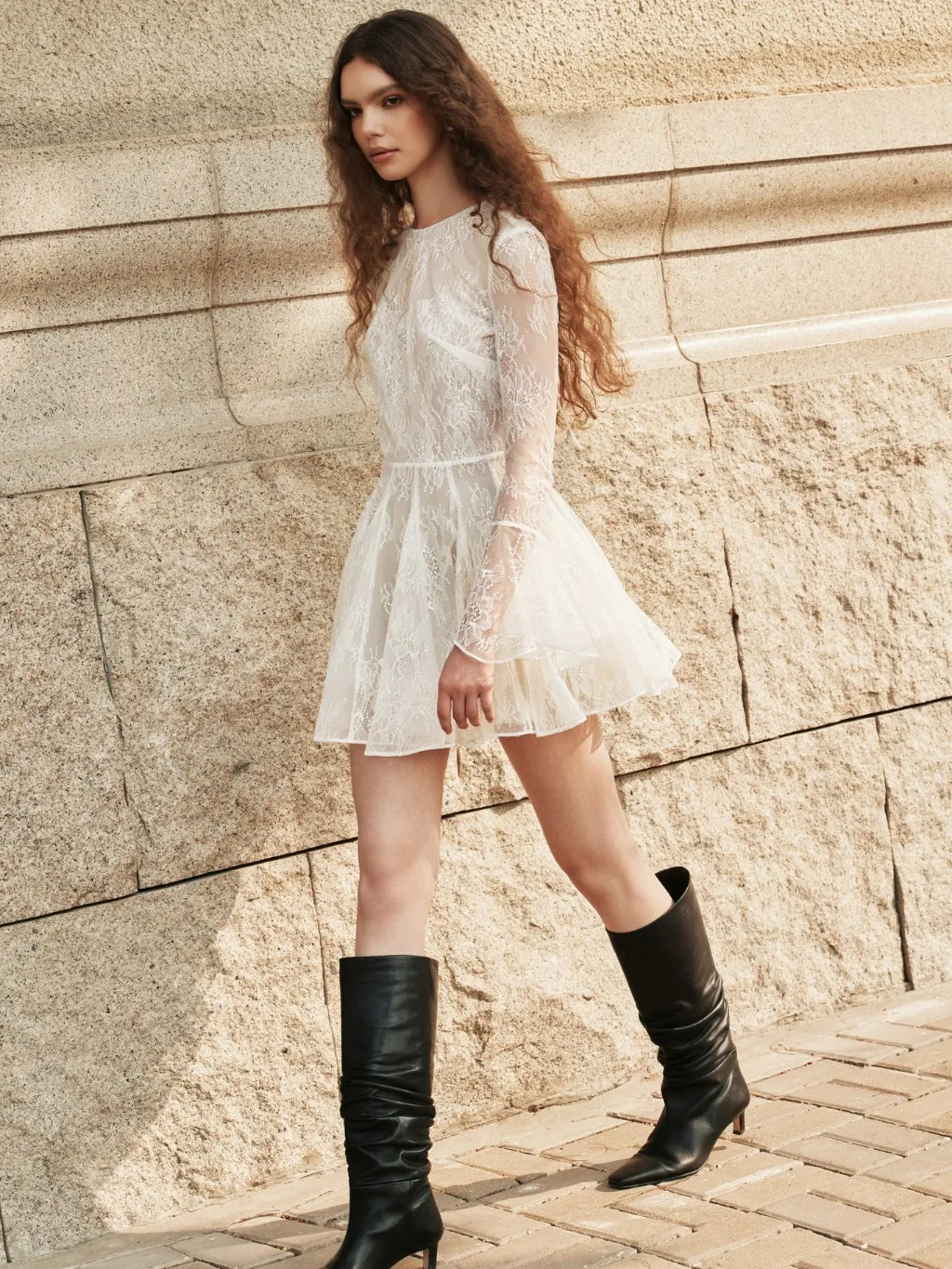 Ảnh Đầm ren hở lưng Haisley Dress HUONG BOUTIQUE HBV1333 3
