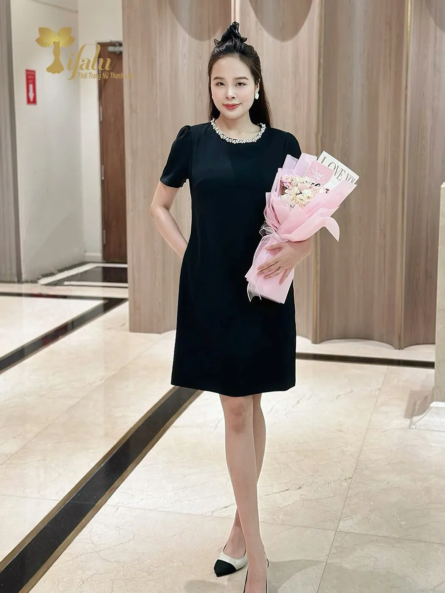Ảnh Đầm thiết kế cao cấp Zol by TIFALU dáng suông A màu đen sang trọng - ZOL314BLK 3