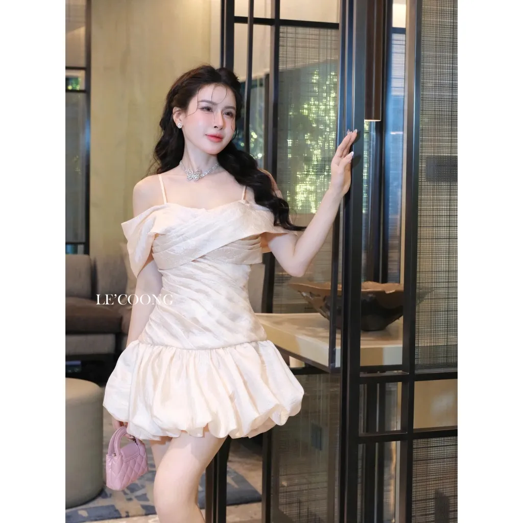 Ảnh Đầm Tiểu Thư Dáng Bí Trễ Vai LECOONG V739 Đầm Đẹp Màu Đen Be Thiết Kế Sang Chảnh 4