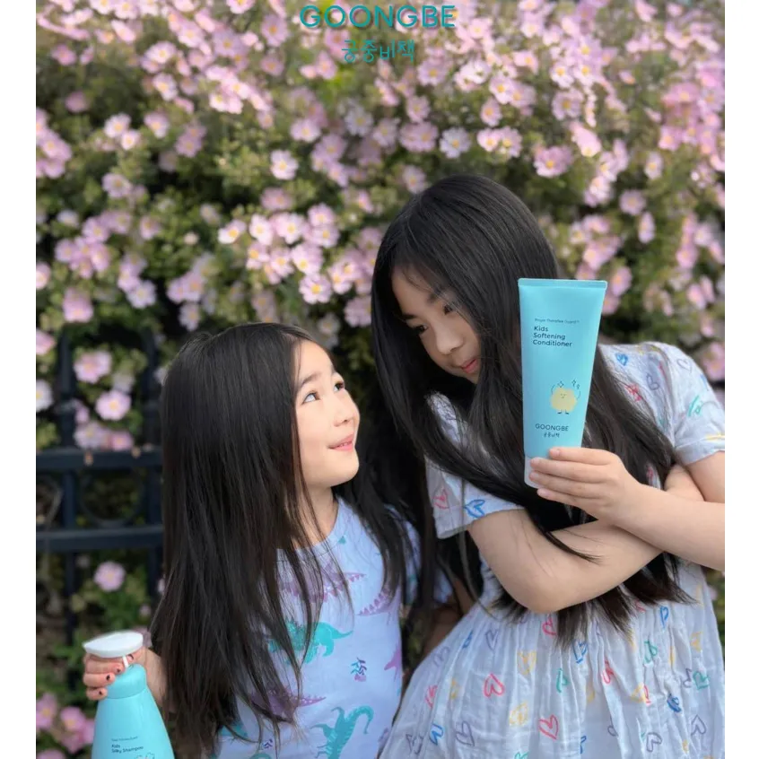 Ảnh Dầu Gội Suôn Mượt Và Dưỡng Tóc Cho Bé Gái GOONGBE Kids Silky Shampoo 300ml 1